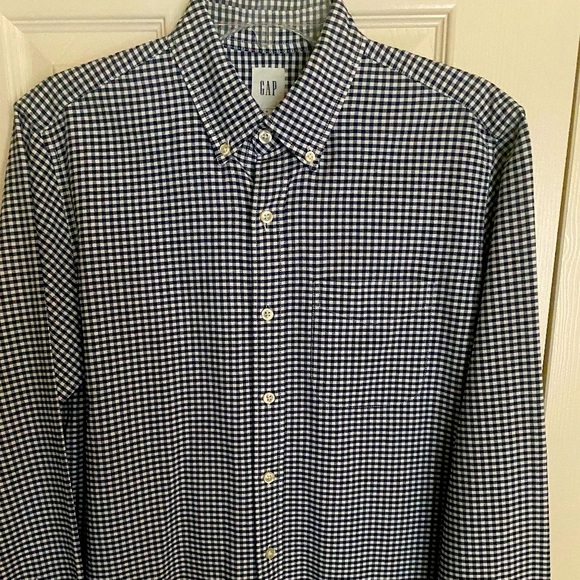 Men's GAP Navy Checkered Button Down Shirt - Picture 2 of 16